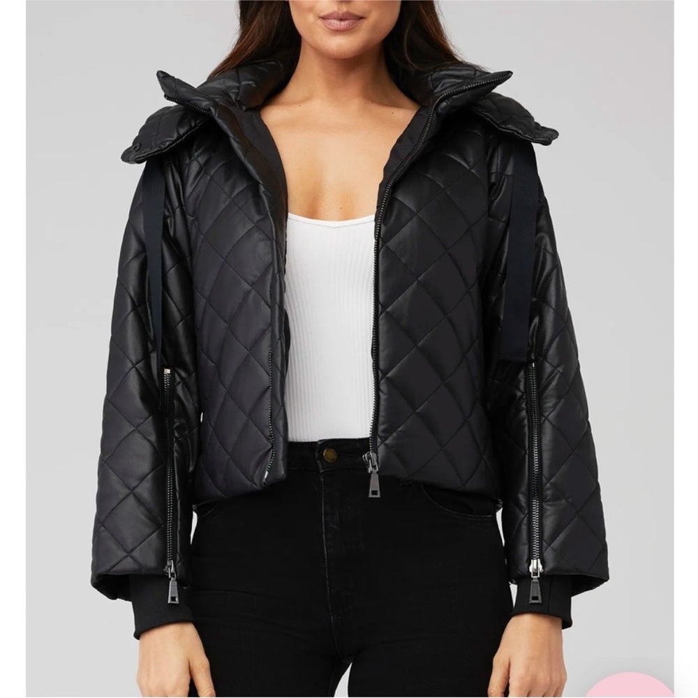 Steve Madden Black Quilted Puffer Jacket (A1)